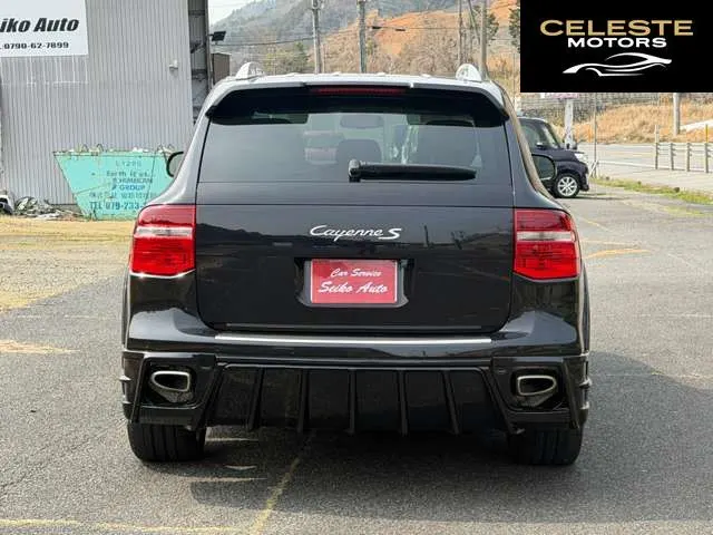 PORSCHE Cayenne 2011 — photo 3 sur 8