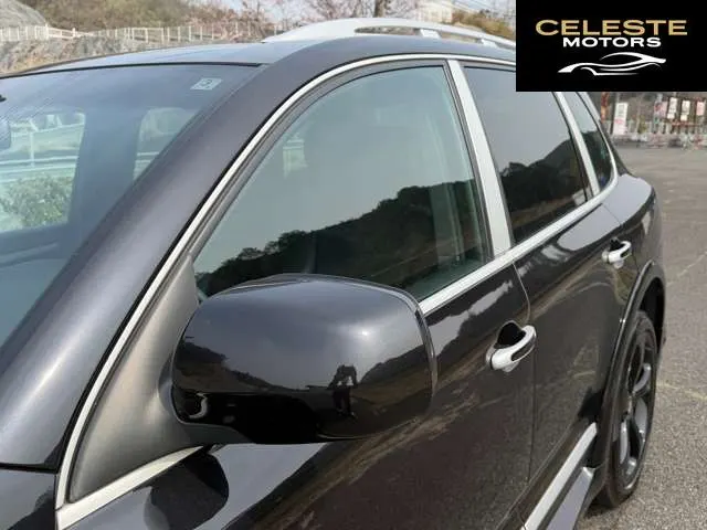 PORSCHE Cayenne 2011 — photo 6 sur 8