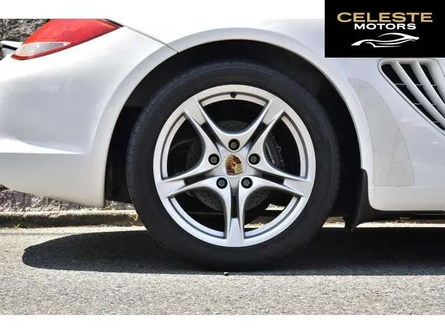 PORSCHE Cayman 2010 — photo 7 sur 8