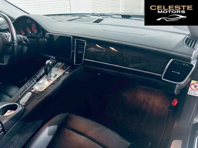 PORSCHE Panamera 2012 — photo 3 sur 8
