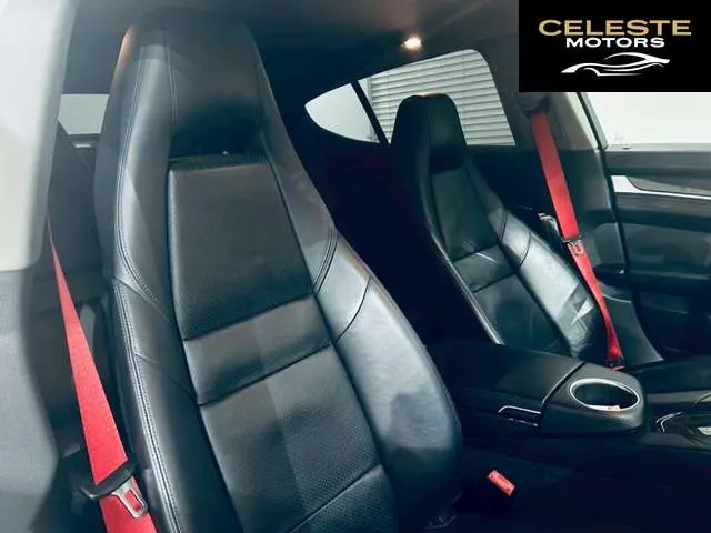 PORSCHE Panamera 2012 — photo 4 sur 8