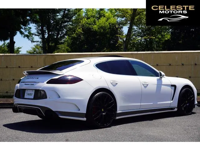 PORSCHE Panamera 2010 — photo 2 sur 8