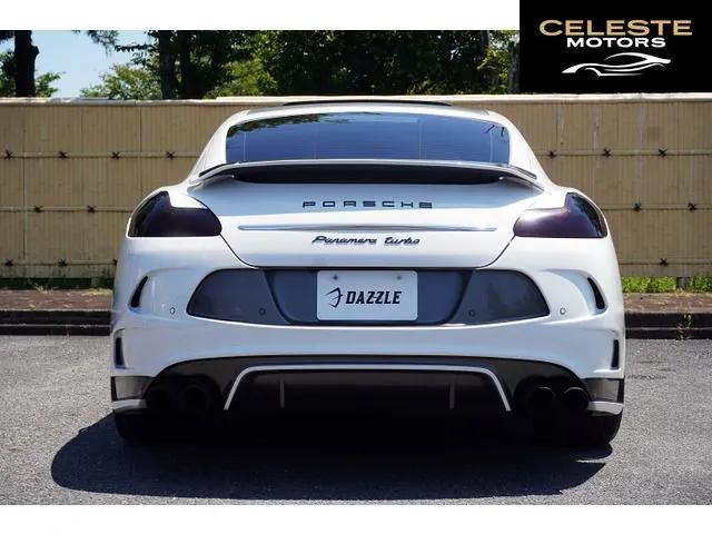 PORSCHE Panamera 2010 — photo 3 sur 8