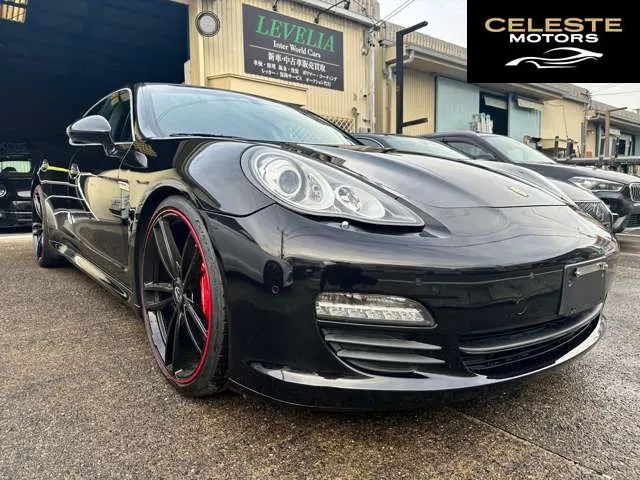 PORSCHE Panamera 2010 — photo 2 sur 8