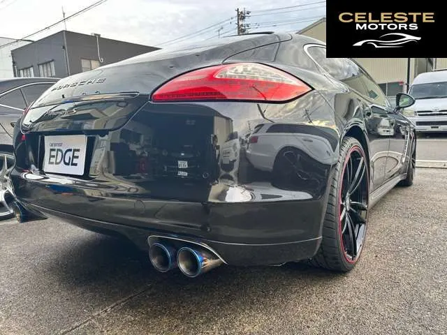 PORSCHE Panamera 2010 — photo 3 sur 8
