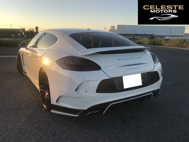 PORSCHE Panamera 2011 — photo 2 sur 8
