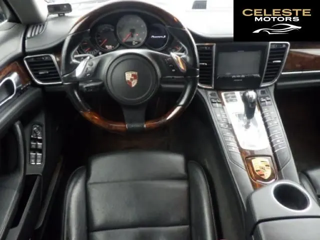 PORSCHE Panamera 2011 — photo 2 sur 2