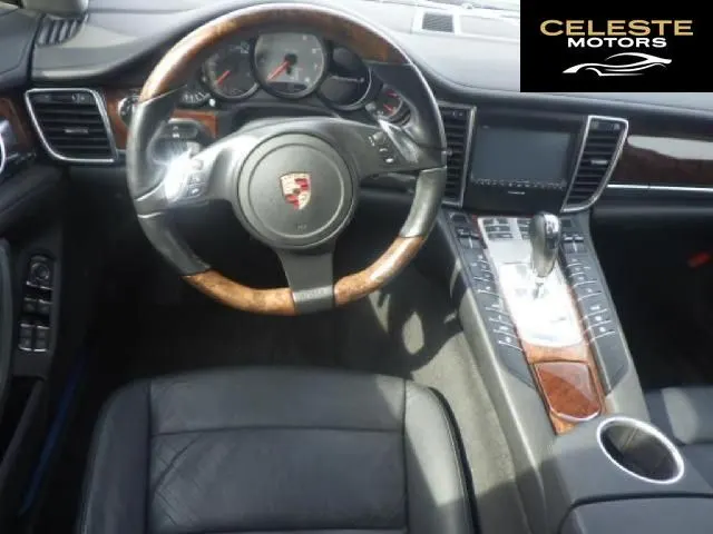PORSCHE Panamera 2010 — photo 2 sur 2