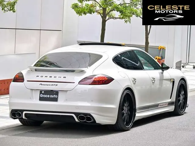 PORSCHE Panamera 2012 — photo 3 sur 8
