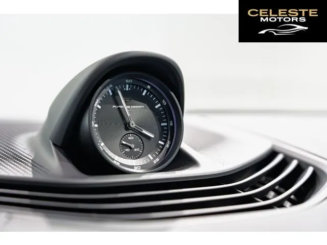 PORSCHE Taycan 2025 — photo 5 sur 8