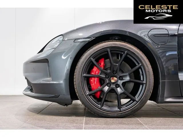 PORSCHE Taycan 2025 — photo 6 sur 8