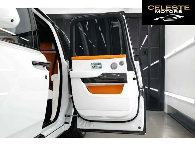 ROLLS-ROYCE Black Badge Cullinan 2025 — photo 7 sur 8