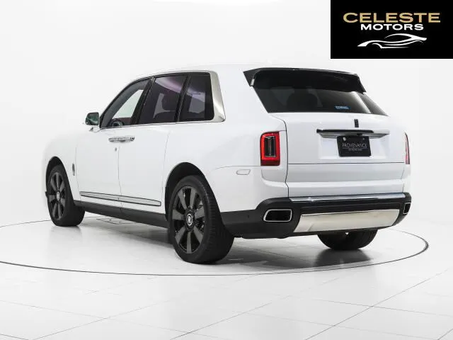 ROLLS-ROYCE Cullinan 2022 — photo 2 sur 8