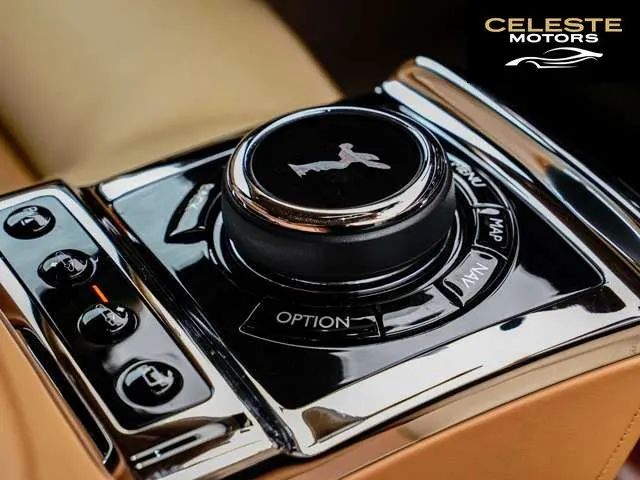 ROLLS-ROYCE Phantom 2020 — photo 4 sur 8