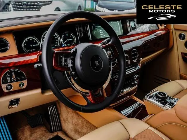 ROLLS-ROYCE Phantom 2020 — photo 5 sur 8