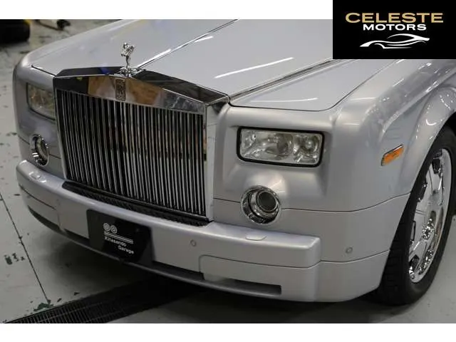 ROLLS-ROYCE Phantom 2008 — photo 8 sur 8