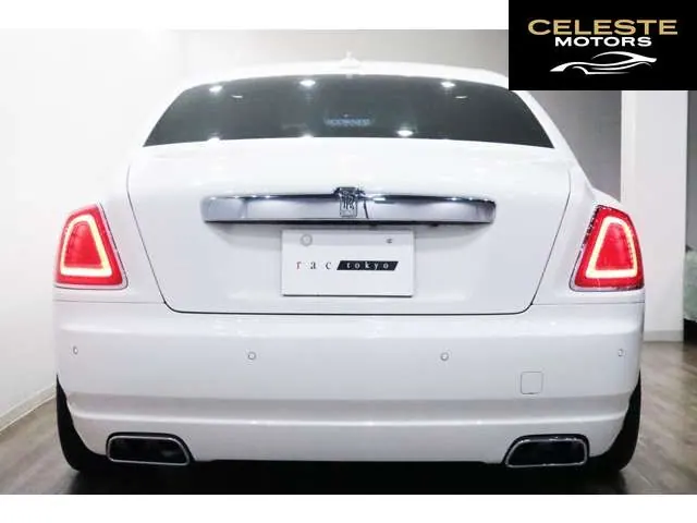 ROLLS-ROYCE Ghost 2016 — photo 3 sur 8