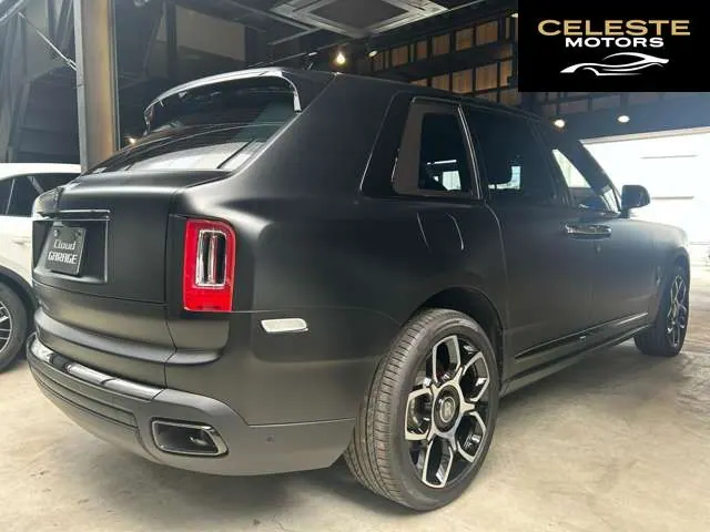 ROLLS-ROYCE Black Badge Cullinan 2021 — photo 2 sur 8