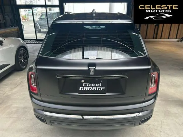 ROLLS-ROYCE Black Badge Cullinan 2021 — photo 7 sur 8
