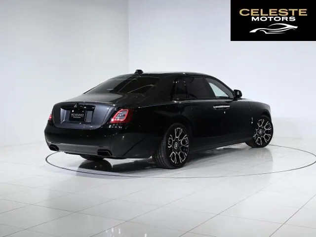 ROLLS-ROYCE Black Badge Ghost 2022 — photo 1 sur 8