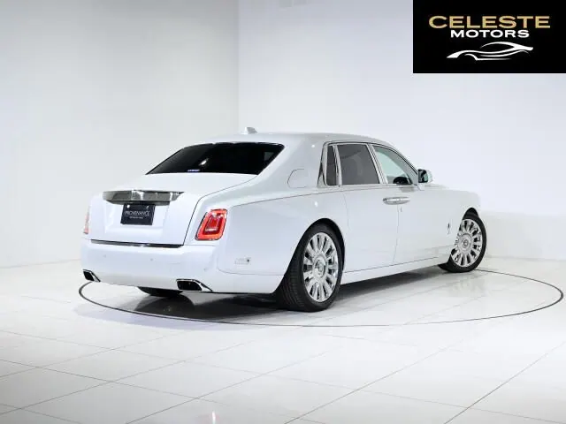 ROLLS-ROYCE Phantom 2018 — photo 1 sur 8