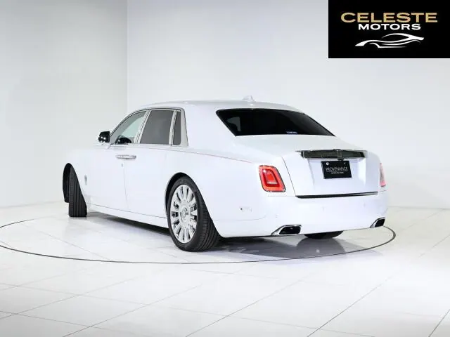 ROLLS-ROYCE Phantom 2018 — photo 2 sur 8