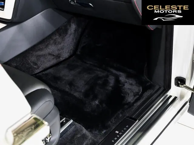 ROLLS-ROYCE Phantom 2018 — photo 8 sur 8