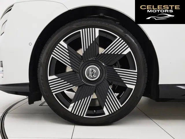 ROLLS-ROYCE Spectre 2024 — photo 4 sur 8