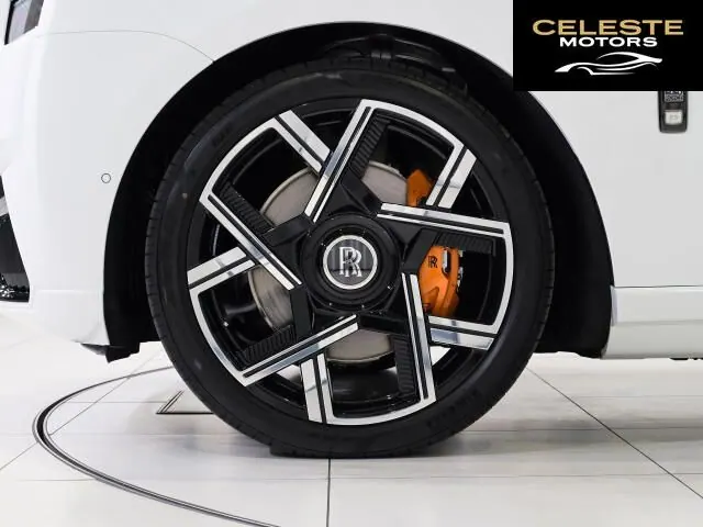 ROLLS-ROYCE Black Badge Cullinan 2025 — photo 3 sur 8