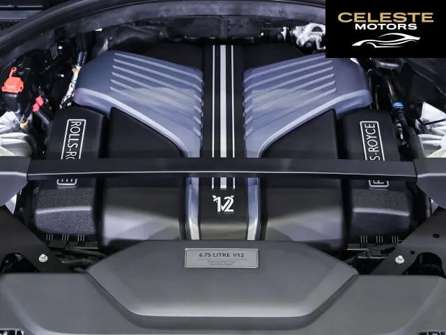 ROLLS-ROYCE Black Badge Cullinan 2025 — photo 4 sur 8