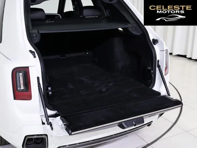 ROLLS-ROYCE Black Badge Cullinan 2025 — photo 6 sur 8
