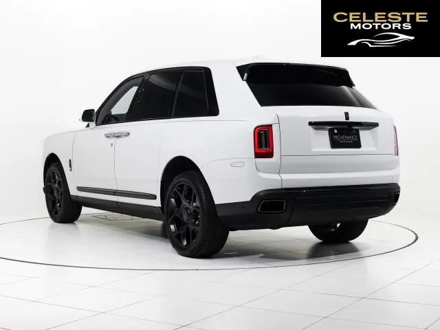 ROLLS-ROYCE Black Badge Cullinan 2023 — photo 2 sur 8