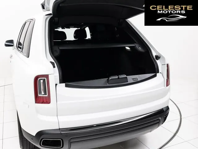 ROLLS-ROYCE Black Badge Cullinan 2023 — photo 7 sur 8