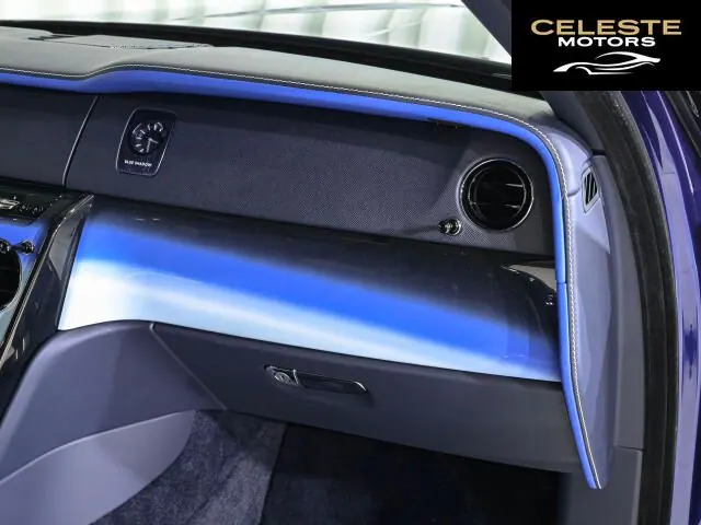 ROLLS-ROYCE Black Badge Cullinan 2023 — photo 5 sur 8