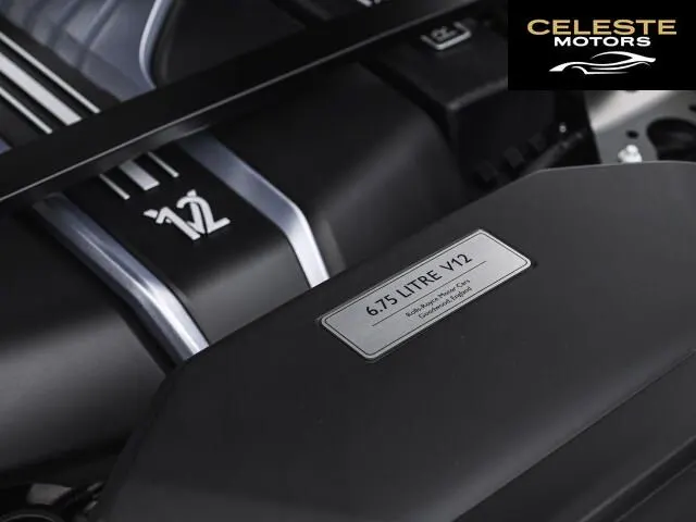 ROLLS-ROYCE Black Badge Cullinan 2026 — photo 6 sur 8