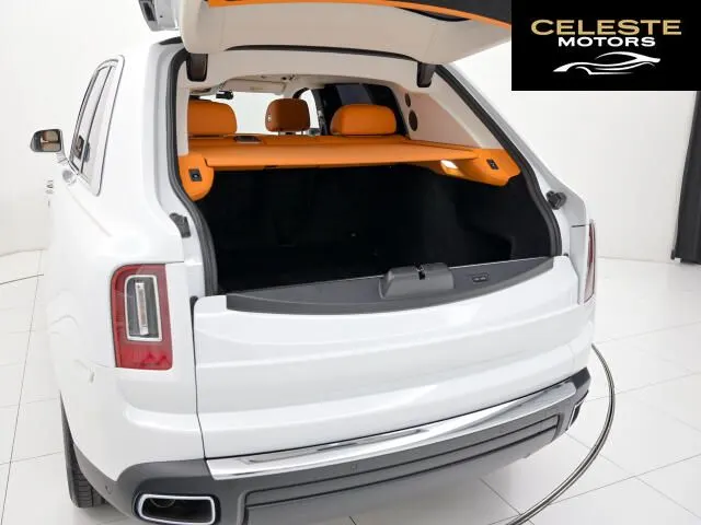 ROLLS-ROYCE Cullinan 2023 — photo 6 sur 8
