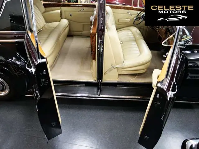 ROLLS-ROYCE Phantom 1967 — photo 3 sur 8
