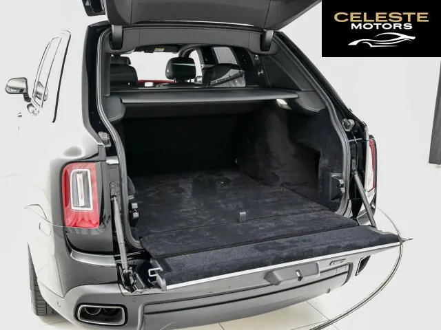 ROLLS-ROYCE Black Badge Cullinan 2019 — photo 5 sur 8