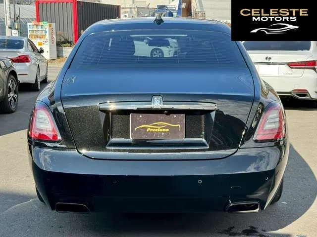 ROLLS-ROYCE Black Badge Ghost 2024 — photo 7 sur 8