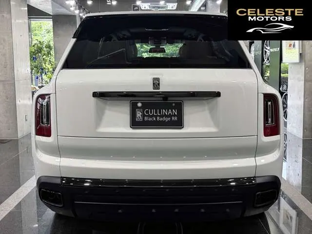 ROLLS-ROYCE Black Badge Cullinan 2024 — photo 4 sur 8