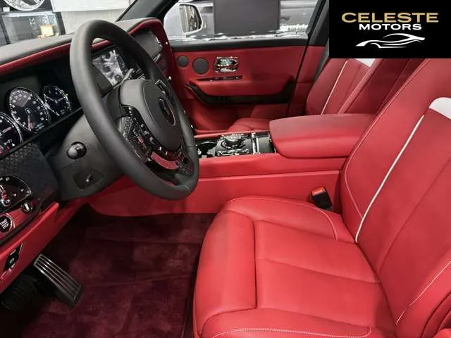 ROLLS-ROYCE Black Badge Cullinan 2024 — photo 6 sur 8