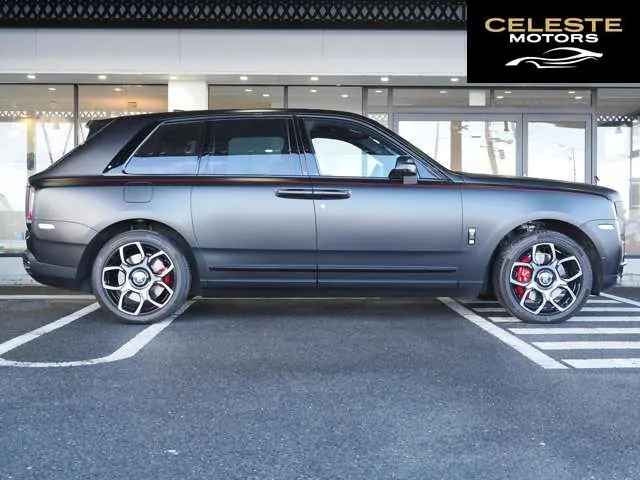 ROLLS-ROYCE Black Badge Cullinan 2021 — photo 2 sur 8