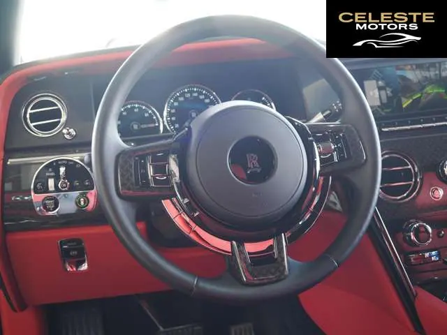 ROLLS-ROYCE Black Badge Cullinan 2021 — photo 3 sur 8