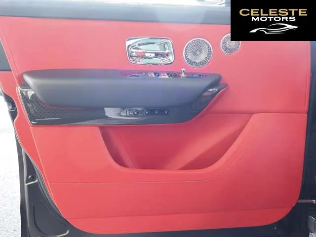 ROLLS-ROYCE Black Badge Cullinan 2021 — photo 6 sur 8