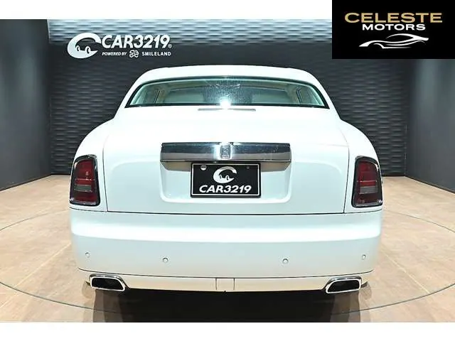 ROLLS-ROYCE Phantom Coupé 2009 — photo 3 sur 8