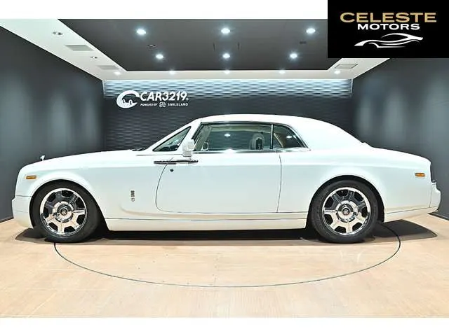 ROLLS-ROYCE Phantom Coupé 2009 — photo 7 sur 8