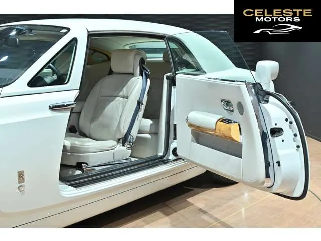 ROLLS-ROYCE Phantom Coupé 2009 — photo 8 sur 8