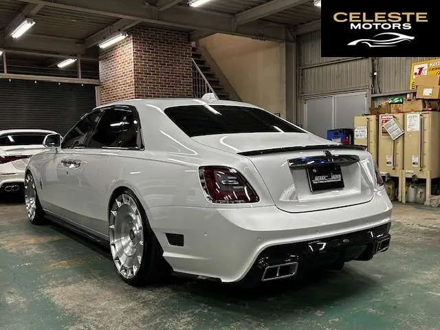 ROLLS-ROYCE Ghost 2022 — photo 4 sur 8