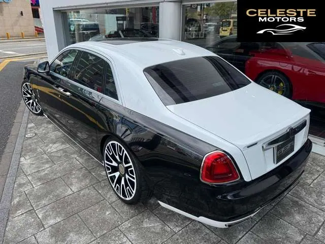 ROLLS-ROYCE Ghost 2015 — photo 3 sur 8