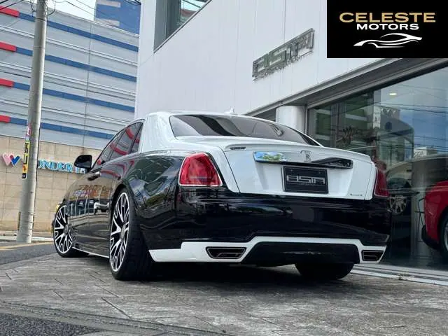 ROLLS-ROYCE Ghost 2015 — photo 5 sur 8